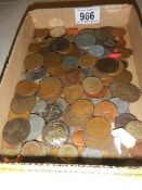 A mixed lot of coins.