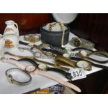 A mixed lot of ladies and gent's wristwatches.