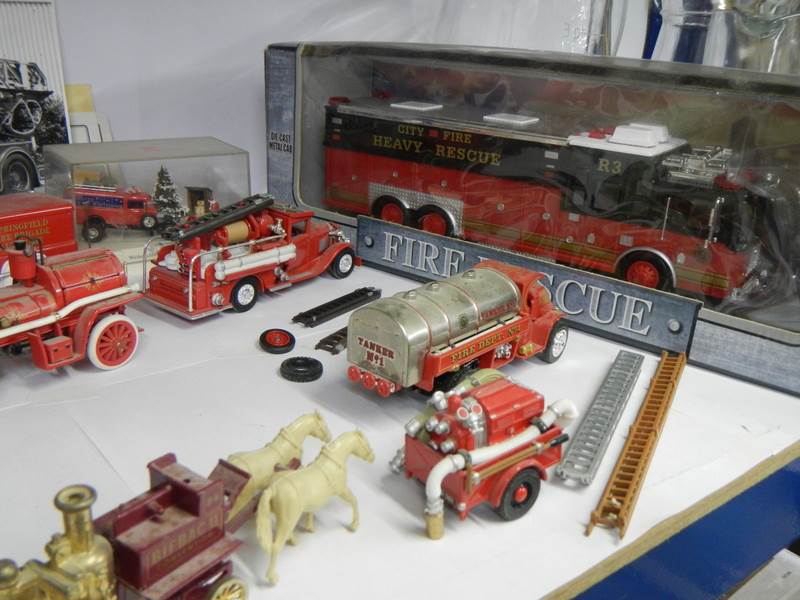 A quantity of die cast fire engines. - Image 3 of 3