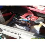 A box of workshop tools/sundires. COLLECT ONLY.