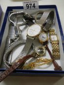 A mixed lot of watches.