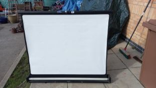 A table top Blitz projector screen (Actina of London)