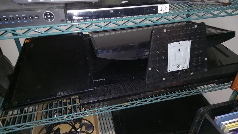 A quantity of TV's & monitors including Toshiba DVD player etc. (job lot) - Image 3 of 5