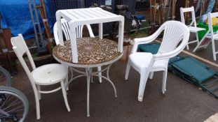 A garden patio set COLLECT ONLY