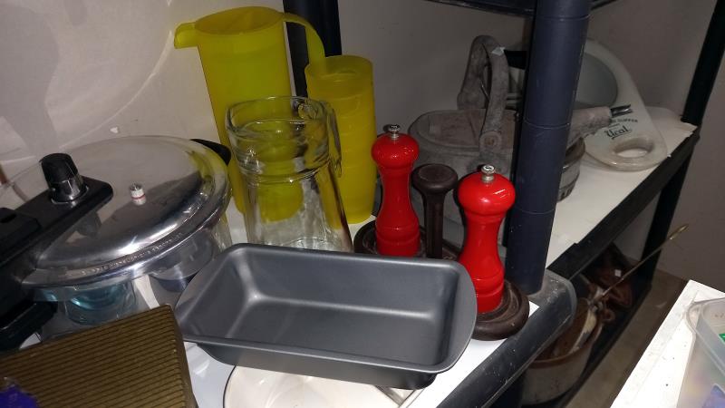 A shelf of kitchenalia including Pyrex bowls & Pressure cooker etc.- Collection only - Image 3 of 3