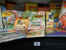 A mixed lot of children's annuals including Noddy, Dandy, Hotspur etc.,