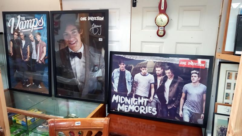 3 large framed posters One Direction & The Vamps, COLLECT ONLY