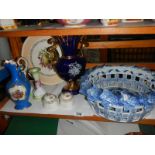 A large bowl, vase, jug etc., COLLECT ONLY.