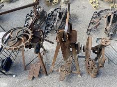 3 old metal mechanical tools