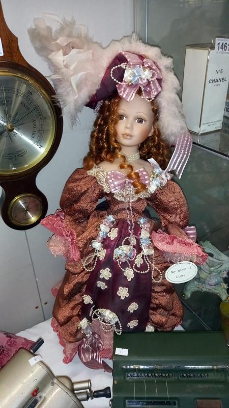 2 collectors dolls COLLECT ONLY - Image 4 of 4