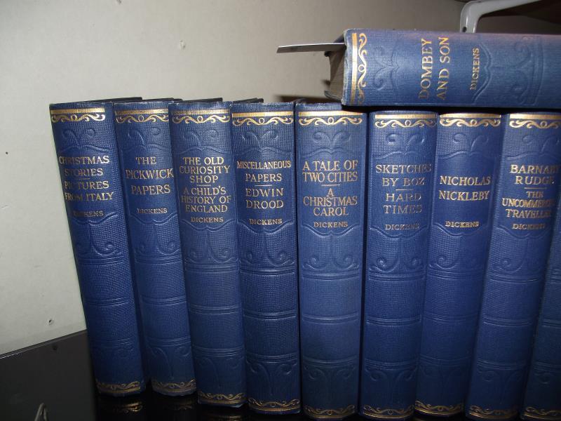 A quantity of Charles Dickens books published by Hazell, Watson & Viney - Image 2 of 3