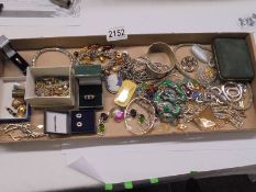 A good mixed lot of jewellery inlcuding silver bracelets, gold ring and other jewellery.