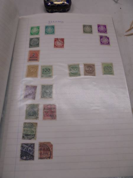 A large folder of UK stamps up to 2000 and a large folder of world stamps. - Image 4 of 17