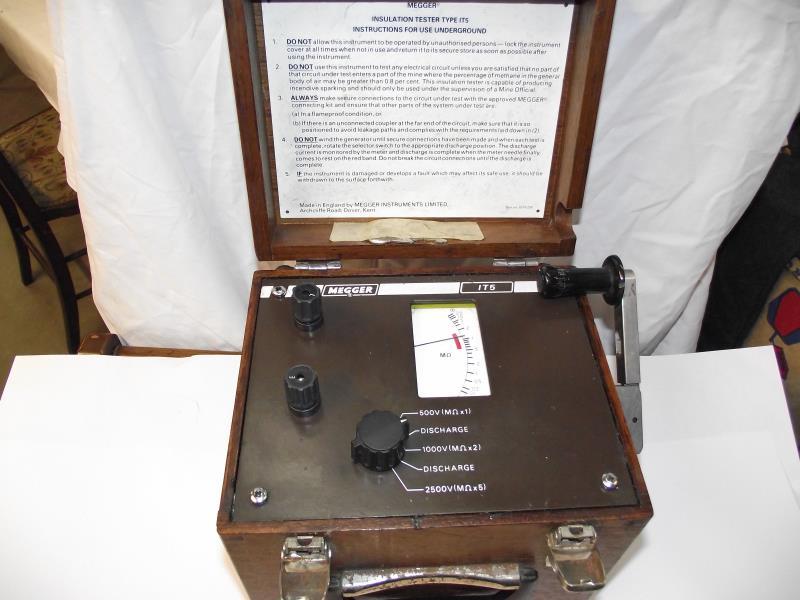 An insulation tester megger type IT5 - Image 2 of 2