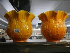A good pair of Bretby pottery jardiniere's, COLLECT ONLY.