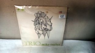 Ex copy Trio Mike Taylor SCX6137 excellent condition