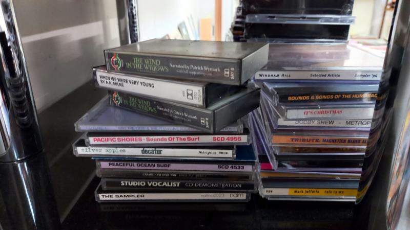 Quantity of CD's - Image 2 of 7