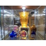 An art deco glass vase and five other items of glassware.