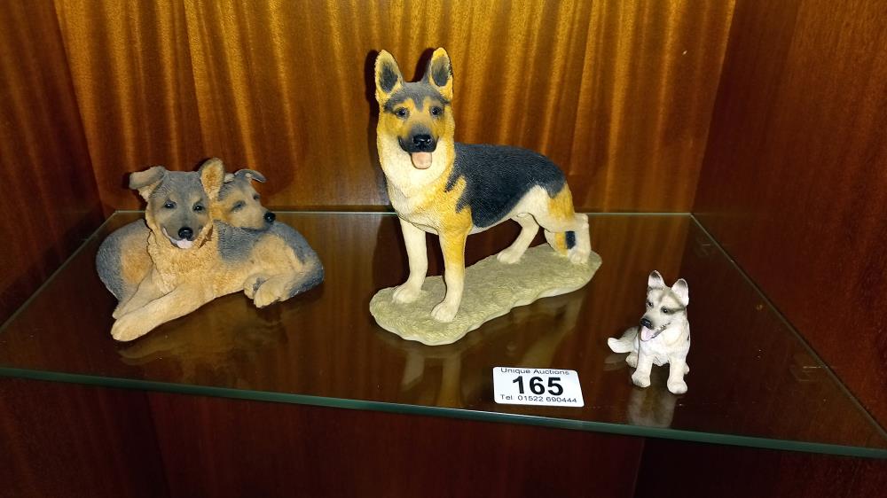 15 German Shepherd dog ornaments including Beswick, Border Fine Arts, a brass example etc COLLECT - Image 3 of 7