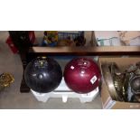 2 Columbia 300 ten pin bowling balls, made in USA no ST10482 and ST08623 COLLECT ONLY