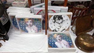 10 retro pictorial quartz wall clocks, including Marilyn Monroe etc