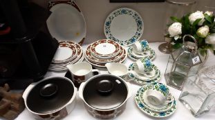 A vintage Meakin and Midwinter tea and dinner set COLLECT ONLY