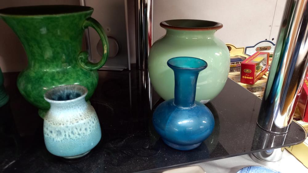 A quantity of pottery jugs, vases etc including Shelley, Mason etc - Image 5 of 6