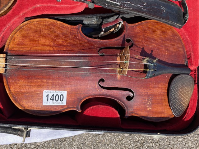 A rare cased pair of antique violins with bows, one with label reading Johann Glass (both a/f) - Image 11 of 22
