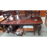 A Victorian mahogany wind out table on ball & claw feet with 1 leaf, COLLECT ONLY