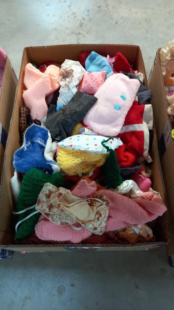 3 boxes of dolls, dolls clothes etc, contains 3 Barbies - Image 3 of 8