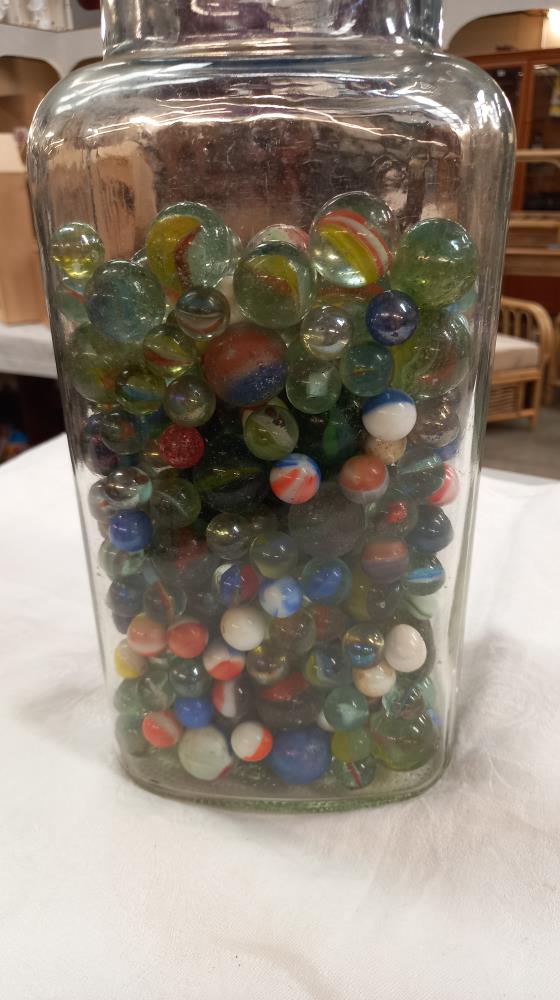 A large glass sweet jar of marbles COLLECT ONLY - Image 3 of 4