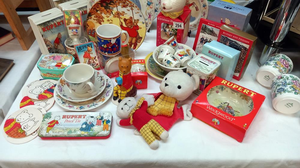 A large good selection of Rupert the bear collectables including Wedgwood book moneyboxes etc - Image 3 of 3