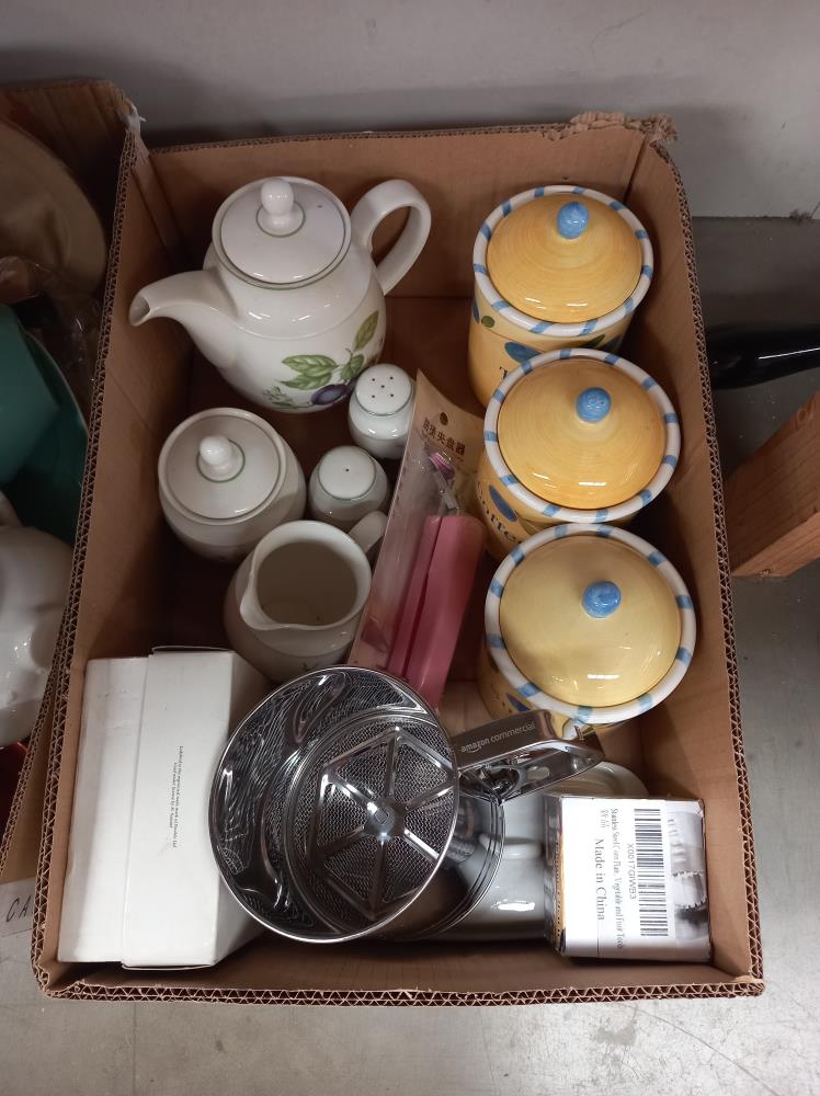 2 boxes of kitchenalia COLLECT ONLY - Image 3 of 3