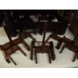 A quantity of wooden plate stands (approx 20)