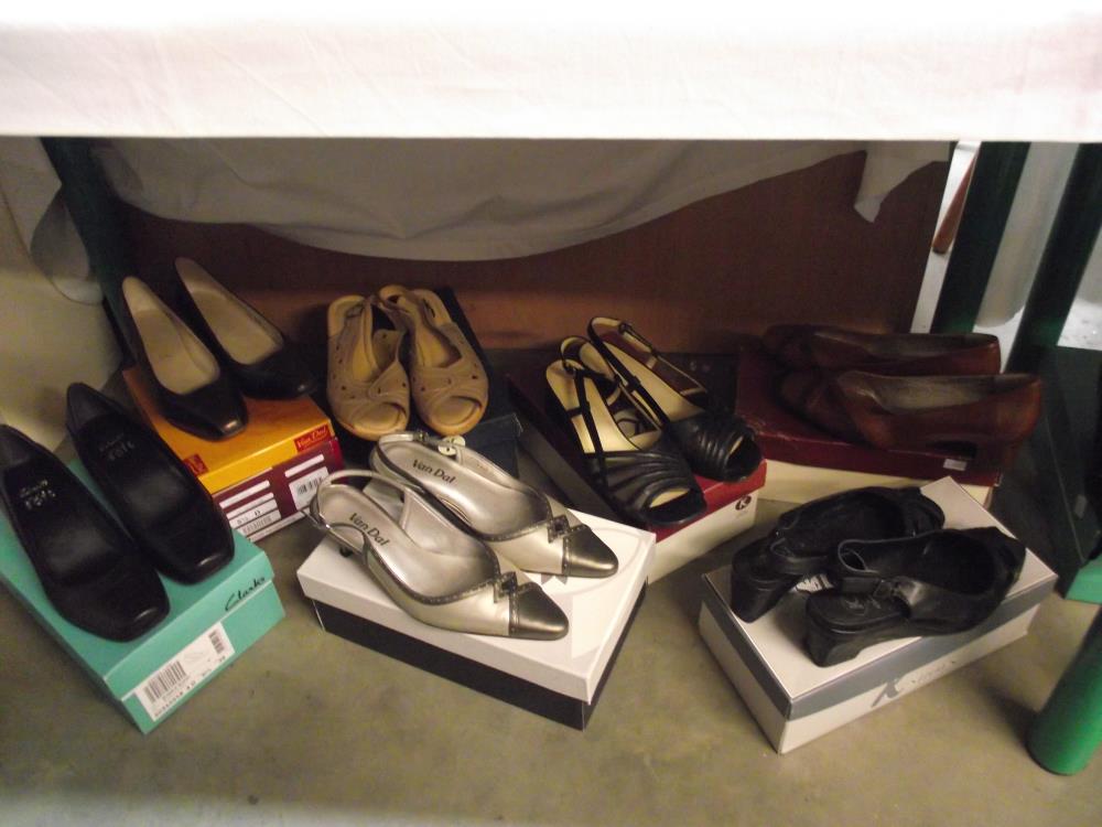 15 pairs of ladies shoes, Clarks, K, Footglove, Lotus, Van Dal, Elmdale and 2 pairs made in Italy, - Image 3 of 3