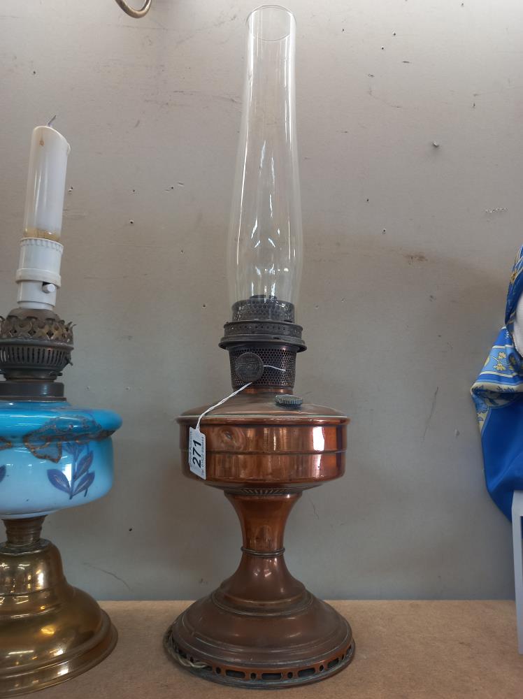 A Victorian oil lamp with painted blue glass font & Aladdin paraffin lamp COLLECT ONLY - Image 3 of 3