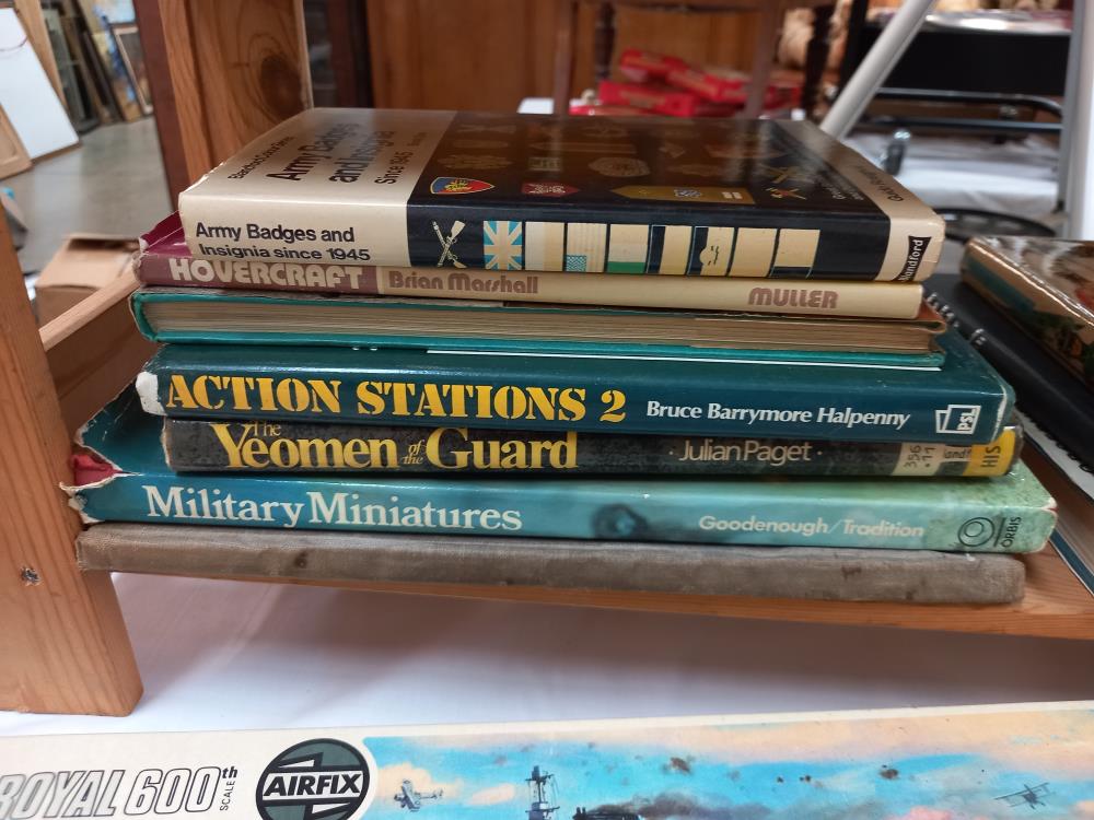 A qty of military reference books including yeoman of the guard etc - Image 7 of 8