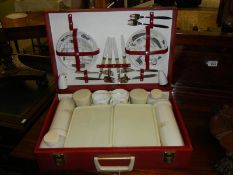 A vintage fully fitted picnic set. COLLECT ONLY