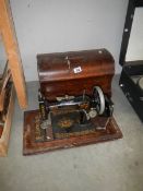 A vintage Kays Worcester New Climax sewing machine. COLLECT ONLY.