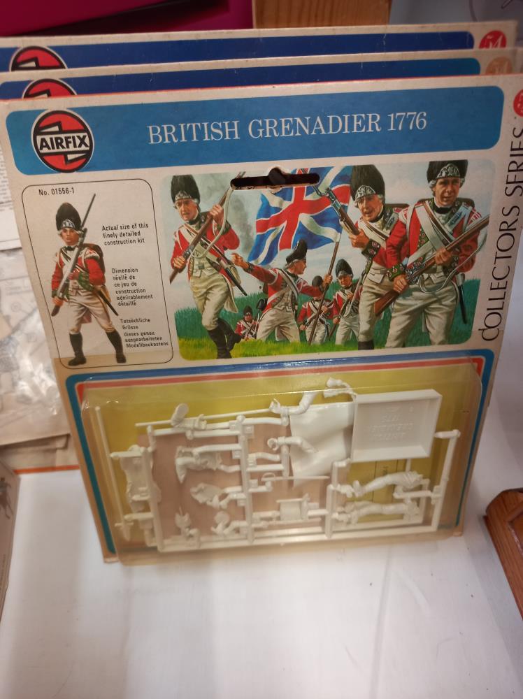 A good selection of vintage Airfix collectors series 54mm military figure kits - Image 18 of 20