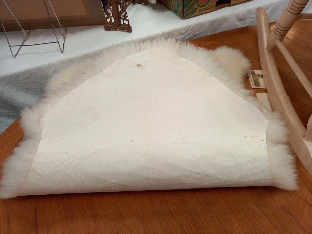 A sheepskin rug 94cm x 60cm at widest parts - Image 2 of 2
