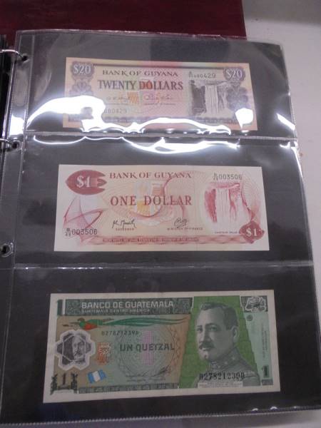 An excellent collection of world bank notes including UK, Asia, USA, Africa etc., 7 albums, - Image 15 of 75