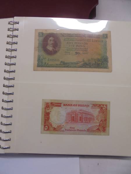 An excellent collection of world bank notes including UK, Asia, USA, Africa etc., 7 albums, - Image 33 of 75