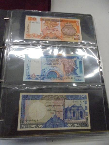 An excellent collection of world bank notes including UK, Asia, USA, Africa etc., 7 albums, - Image 60 of 75