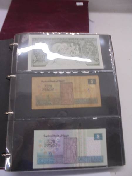 An excellent collection of world bank notes including UK, Asia, USA, Africa etc., 7 albums, - Image 47 of 75