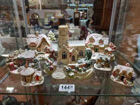 7 Lilliput Lane Christmas Edition Cottages