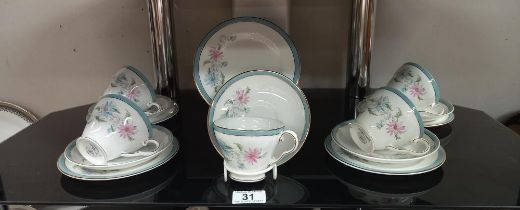 An 18 piece pretty Royal Grafton tea set COLLECT ONLY