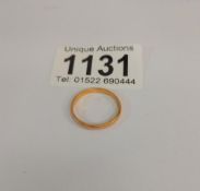 A 22ct gold ring (1.88gms)