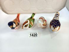 Four Royal Crown Derby bird paperweights - Gold Stoppers