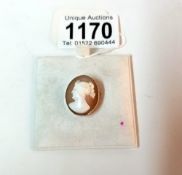 An early 20th century cameo brooch, profile of a young woman in 9ct gold